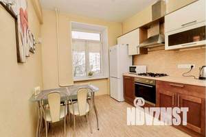 2-к квартира, посуточно, 59м2, 3/5 этаж