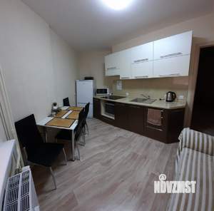 1-к квартира, посуточно, 35м2, 8/18 этаж