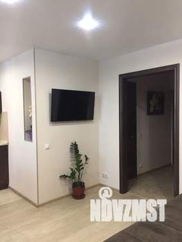 Студия квартира, посуточно, 33м2, 14/18 этаж