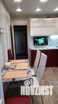 1-к квартира, посуточно, 35м2, 16/18 этаж