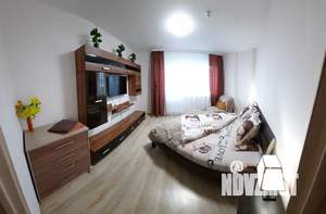 1-к квартира, посуточно, 35м2, 8/18 этаж