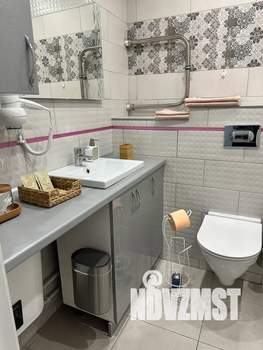 Студия квартира, посуточно, 34м2, 12/17 этаж