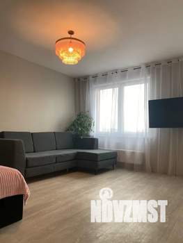 Студия квартира, посуточно, 35м2, 12/16 этаж