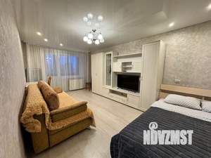 1-к квартира, посуточно, 38м2, 5/12 этаж