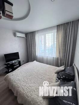 1-к квартира, посуточно, 40м2, 5/15 этаж