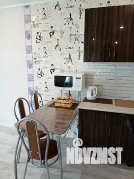 Студия квартира, посуточно, 27м2, 3/12 этаж