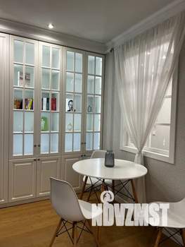 Студия квартира, посуточно, 50м2, 5/12 этаж