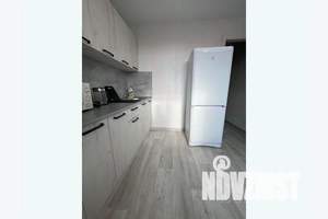 1-к квартира, посуточно, 40м2, 1/5 этаж