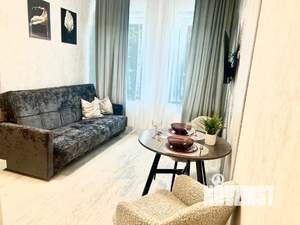 1-к квартира, посуточно, 40м2, 3/25 этаж