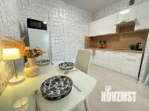 1-к квартира, посуточно, 50м2, 4/8 этаж