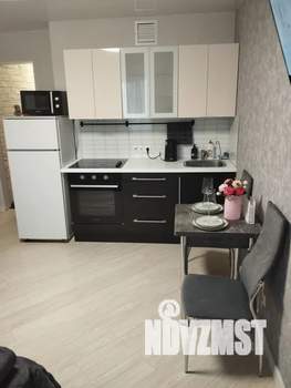 Студия квартира, посуточно, 25м2, 9/20 этаж