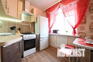 2-к квартира, посуточно, 62м2, 5/5 этаж
