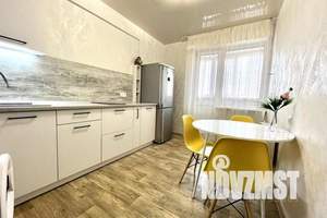 1-к квартира, посуточно, 33м2, 3/17 этаж