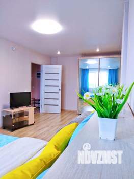 1-к квартира, посуточно, 40м2, 1/1 этаж