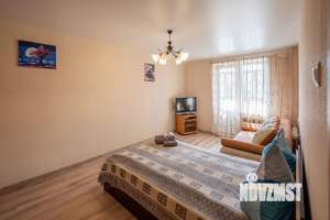 1-к квартира, посуточно, 37м2, 3/9 этаж