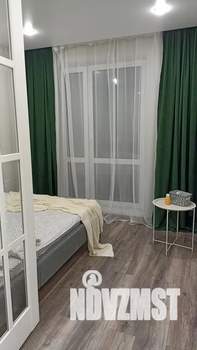 2-к квартира, посуточно, 42м2, 14/18 этаж