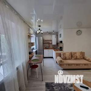 Студия квартира, посуточно, 33м2, 2/5 этаж