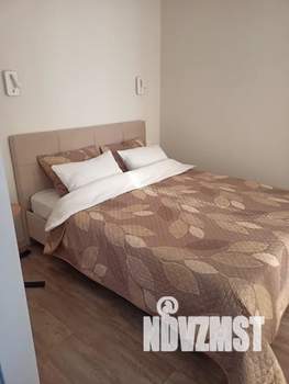 Студия квартира, посуточно, 32м2, 8/9 этаж