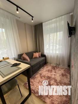 Студия квартира, посуточно, 25м2, 1/17 этаж