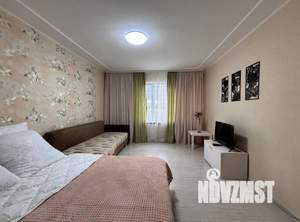 3-к квартира, посуточно, 68м2, 1/1 этаж