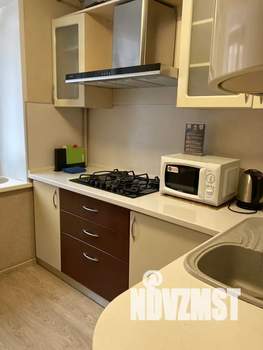 1-к квартира, посуточно, 30м2, 3/5 этаж