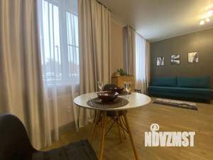 Студия квартира, посуточно, 35м2, 1/17 этаж