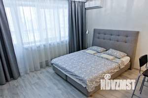 Студия квартира, посуточно, 33м2, 9/17 этаж