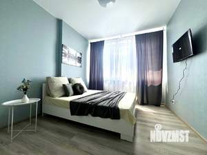 2-к квартира, посуточно, 45м2, 23/25 этаж