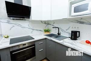 1-к квартира, посуточно, 45м2, 1/1 этаж