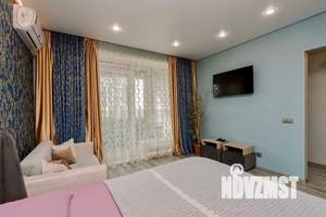 1-к квартира, посуточно, 40м2, 10/17 этаж