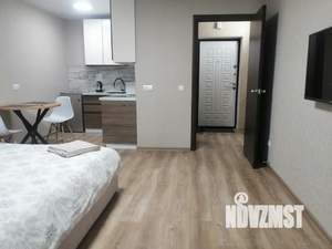 Студия квартира, посуточно, 28м2, 5/18 этаж