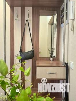 2-к квартира, посуточно, 43м2, 7/17 этаж