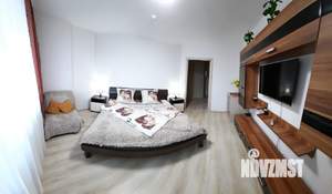 1-к квартира, посуточно, 35м2, 8/18 этаж