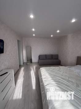 1-к квартира, посуточно, 40м2, 6/9 этаж