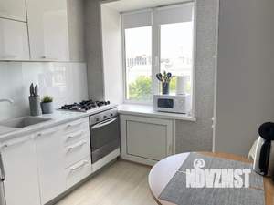 2-к квартира, посуточно, 45м2, 1/1 этаж