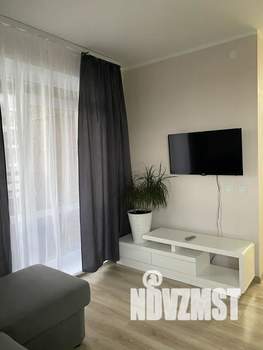 1-к квартира, посуточно, 41м2, 9/16 этаж