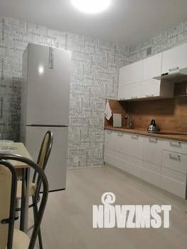 2-к квартира, посуточно, 40м2, 1/8 этаж