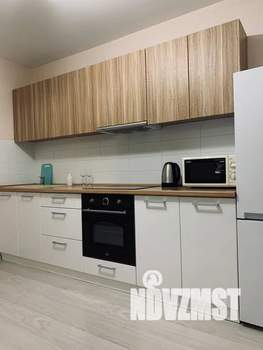 1-к квартира, посуточно, 45м2, 3/17 этаж