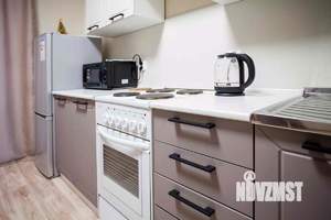 1-к квартира, посуточно, 47м2, 1/1 этаж