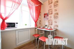 2-к квартира, посуточно, 62м2, 5/5 этаж