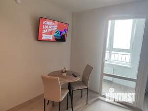 Студия квартира, на длительный срок, 30м2, 10/18 этаж