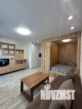 Студия квартира, посуточно, 32м2, 17/25 этаж