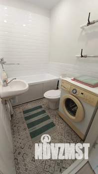 Студия квартира, посуточно, 38м2, 12/17 этаж