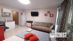 Студия квартира, посуточно, 29м2, 10/18 этаж