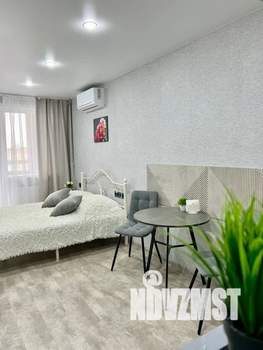 Студия квартира, посуточно, 30м2, 10/17 этаж