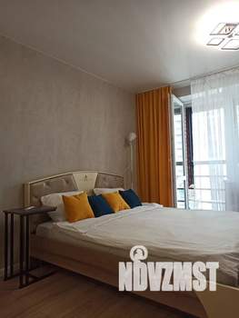 Студия квартира, посуточно, 38м2, 18/27 этаж