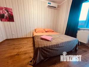 1-к квартира, посуточно, 38м2, 12/17 этаж