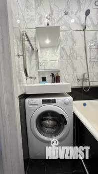 1-к квартира, посуточно, 35м2, 1/9 этаж