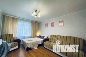 1-к квартира, посуточно, 32м2, 3/9 этаж