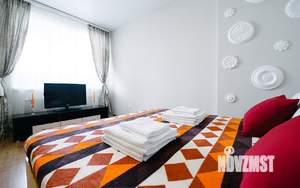 1-к квартира, посуточно, 38м2, 10/18 этаж